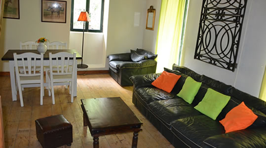 Siorra Alessandra Living Room